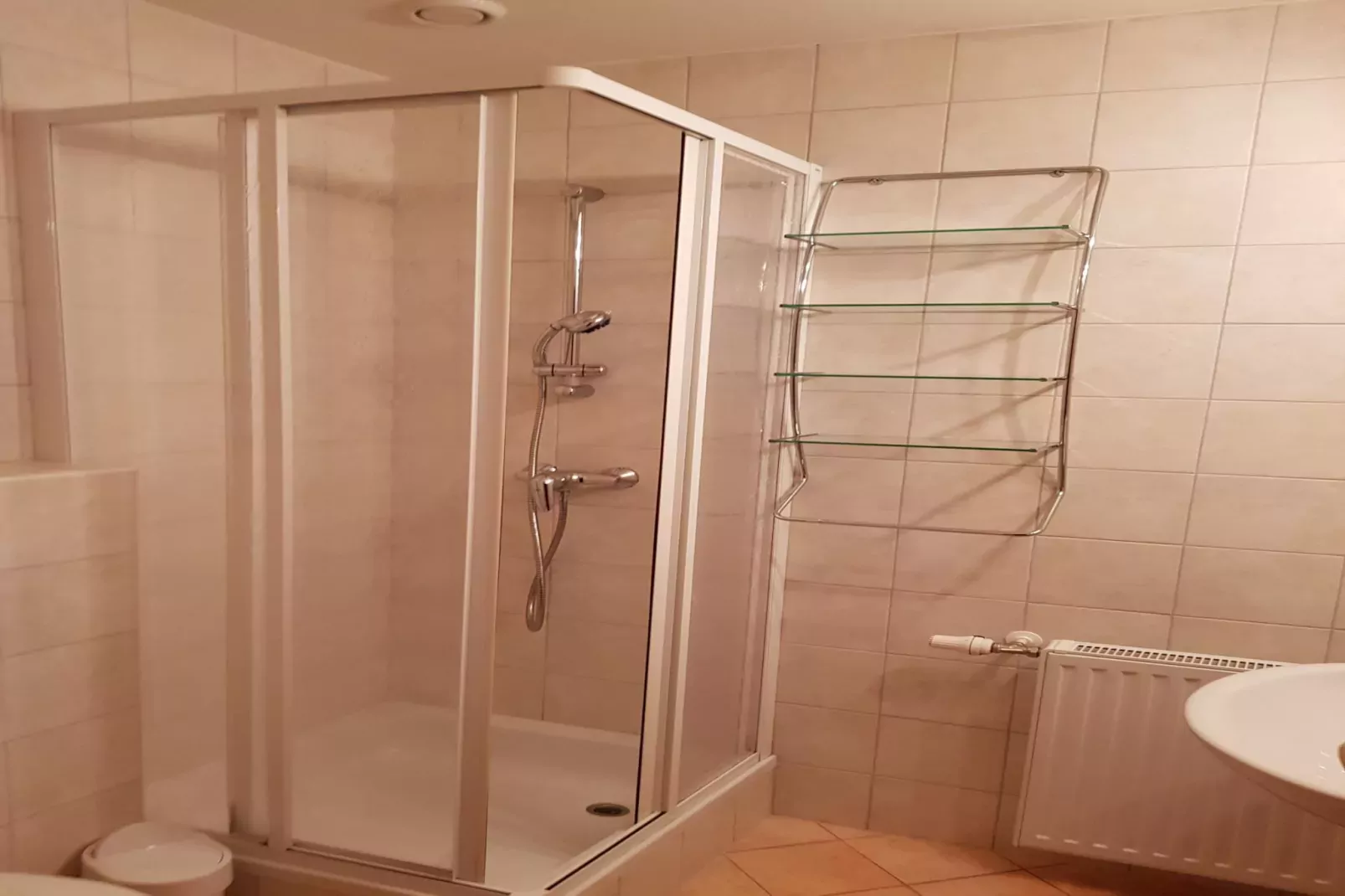 Haus Claudia Top 10-Badkamer