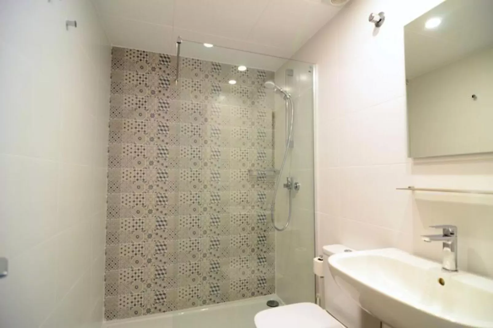 Appartements à L'Estartit-Buitenkant zomer
