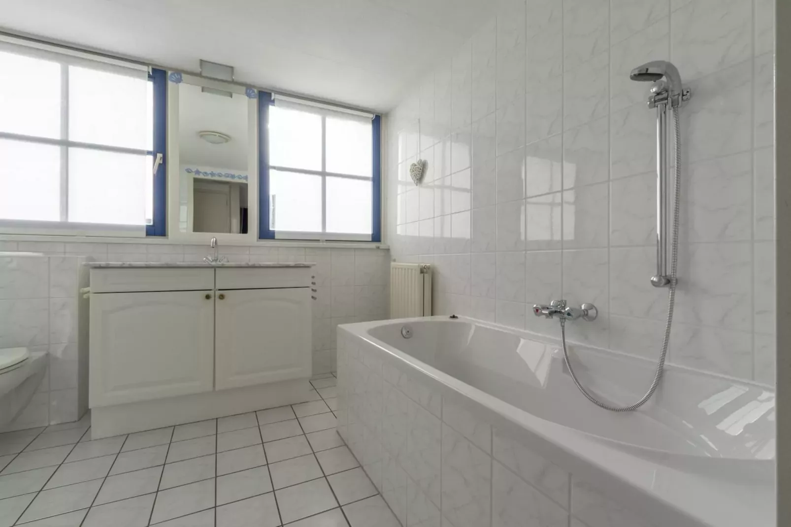 De Buitenplaats 100-Badkamer