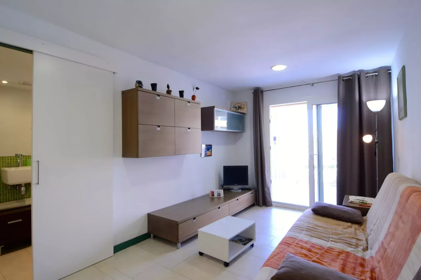 ROCAMAURA I B 4-4-Woonkamer