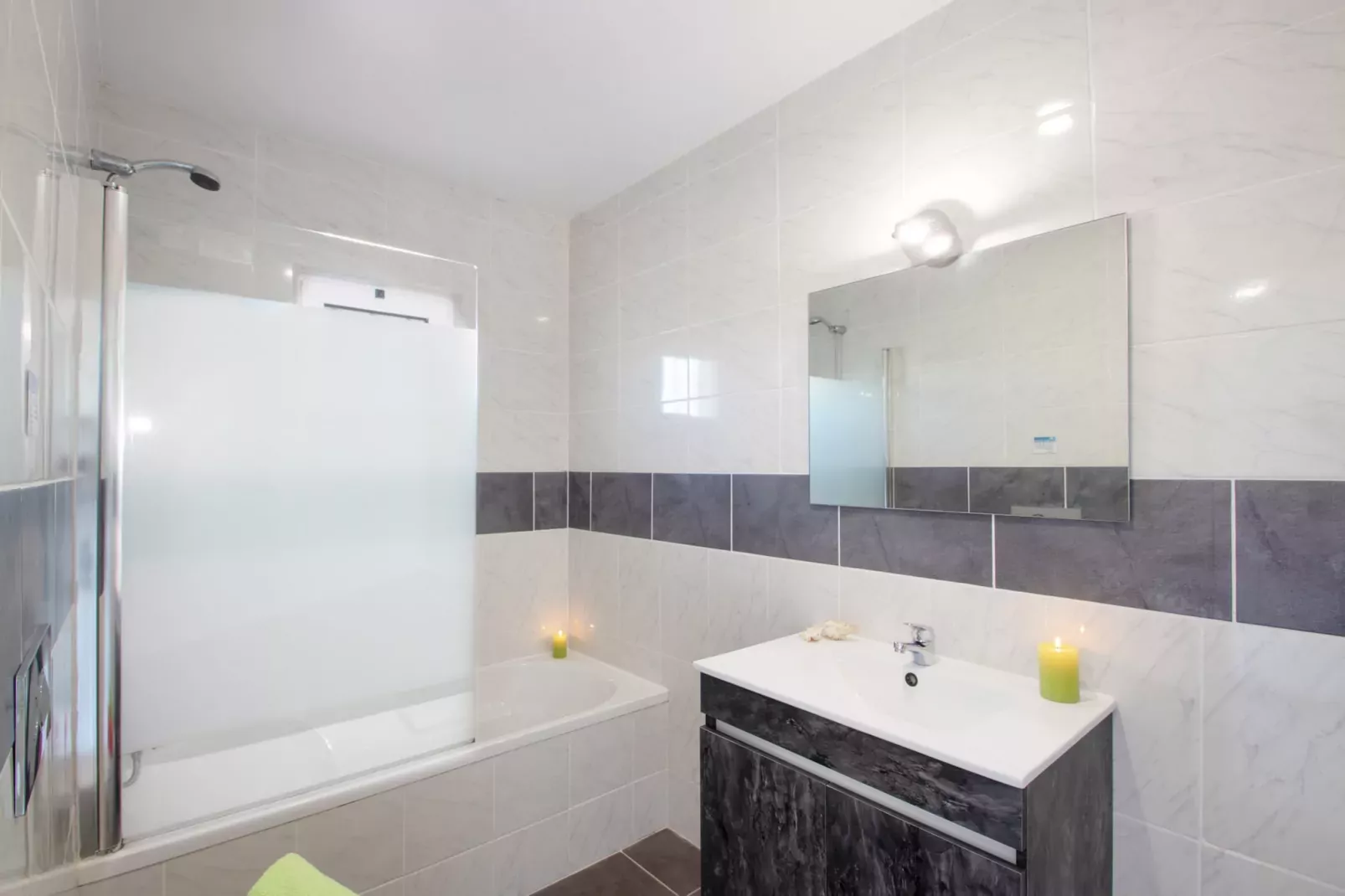 Villa Praia-Badkamer