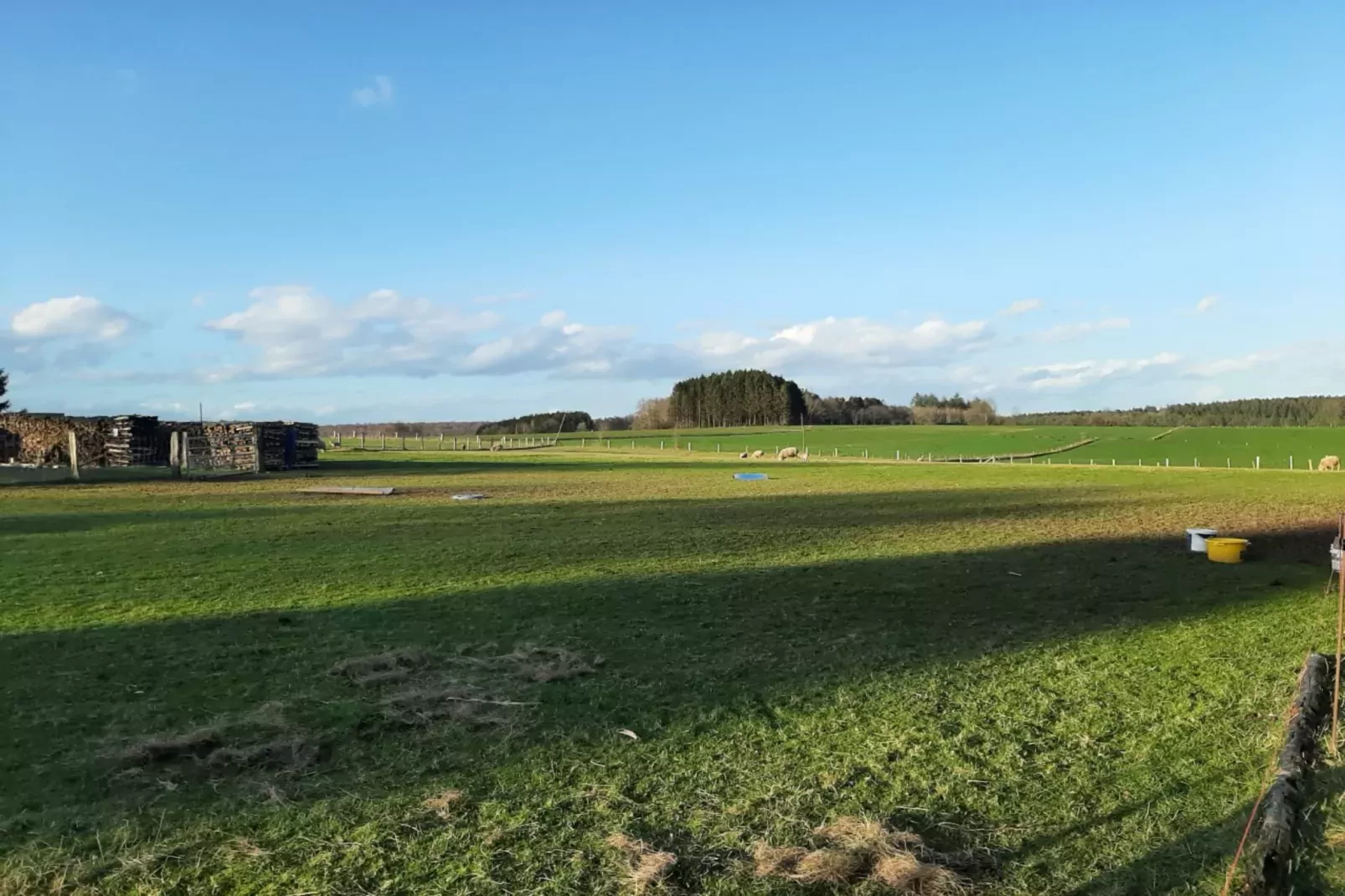 La Bergerie-Uitzicht zomer