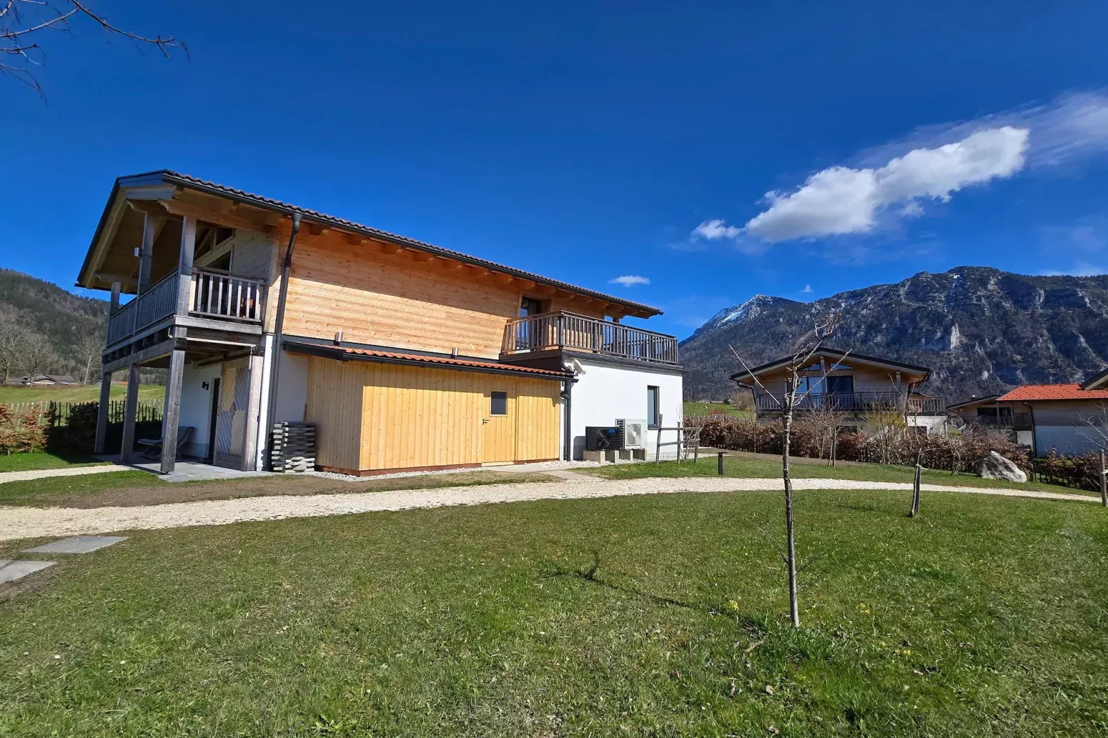 Chalet Alpenzauber Inzell-Buitenkant zomer