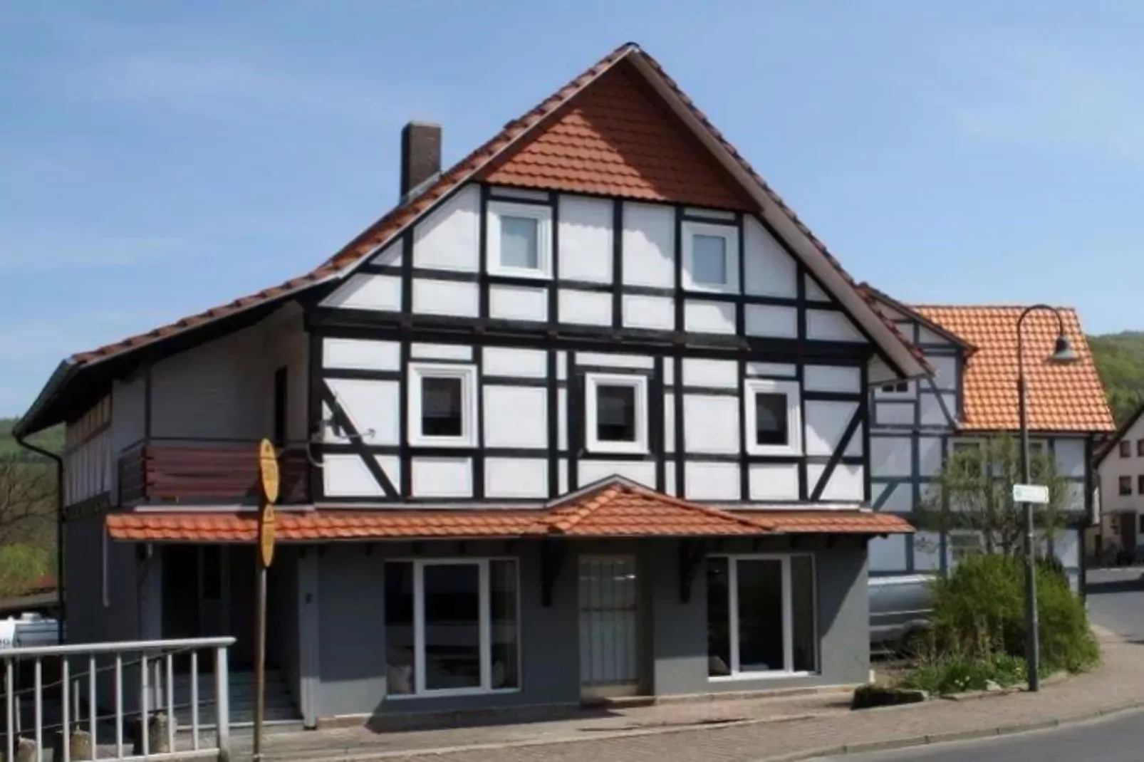 Großalmerode-Buitenkant zomer