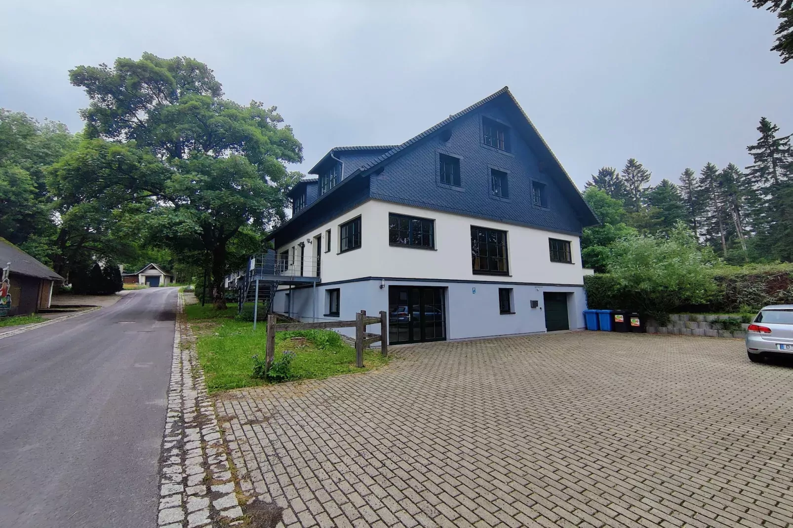 Blessberg-Buitenkant zomer