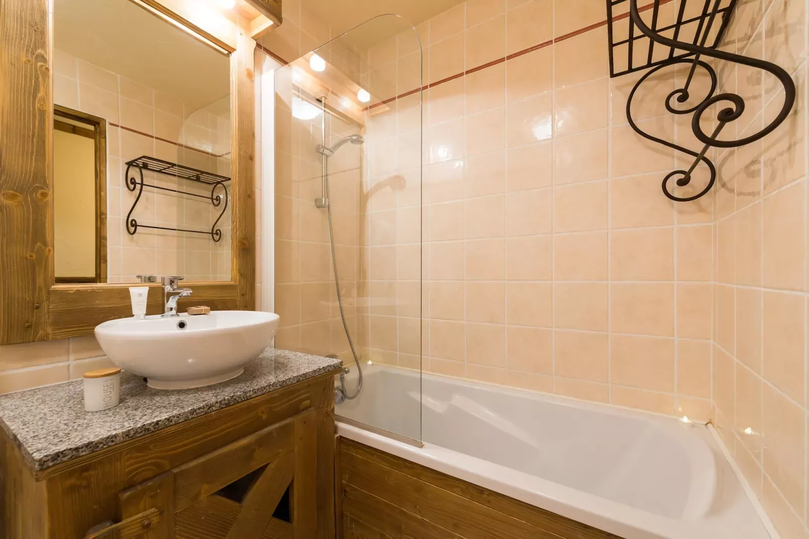 Chalet Le Refuge 3-Badkamer