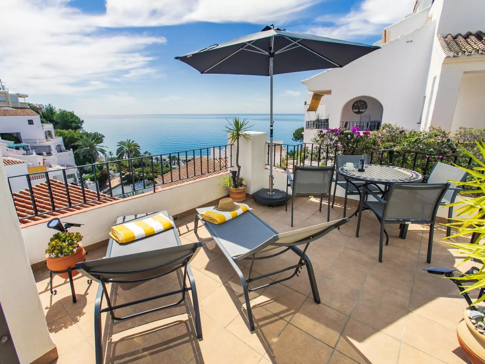 Vista del Mar-Buiten