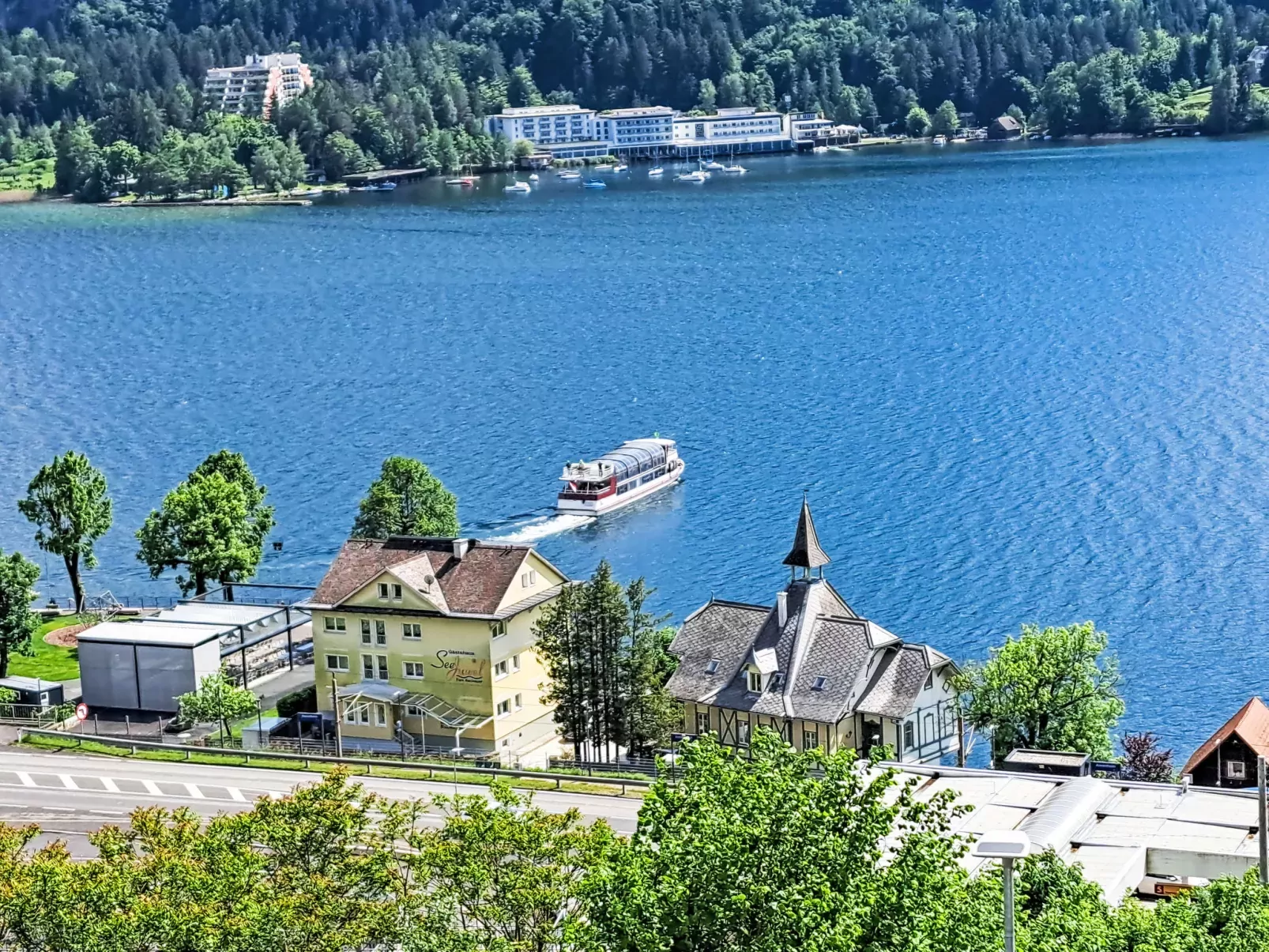 Berg- und Seeblick alpe maritima -Top 10-Buiten