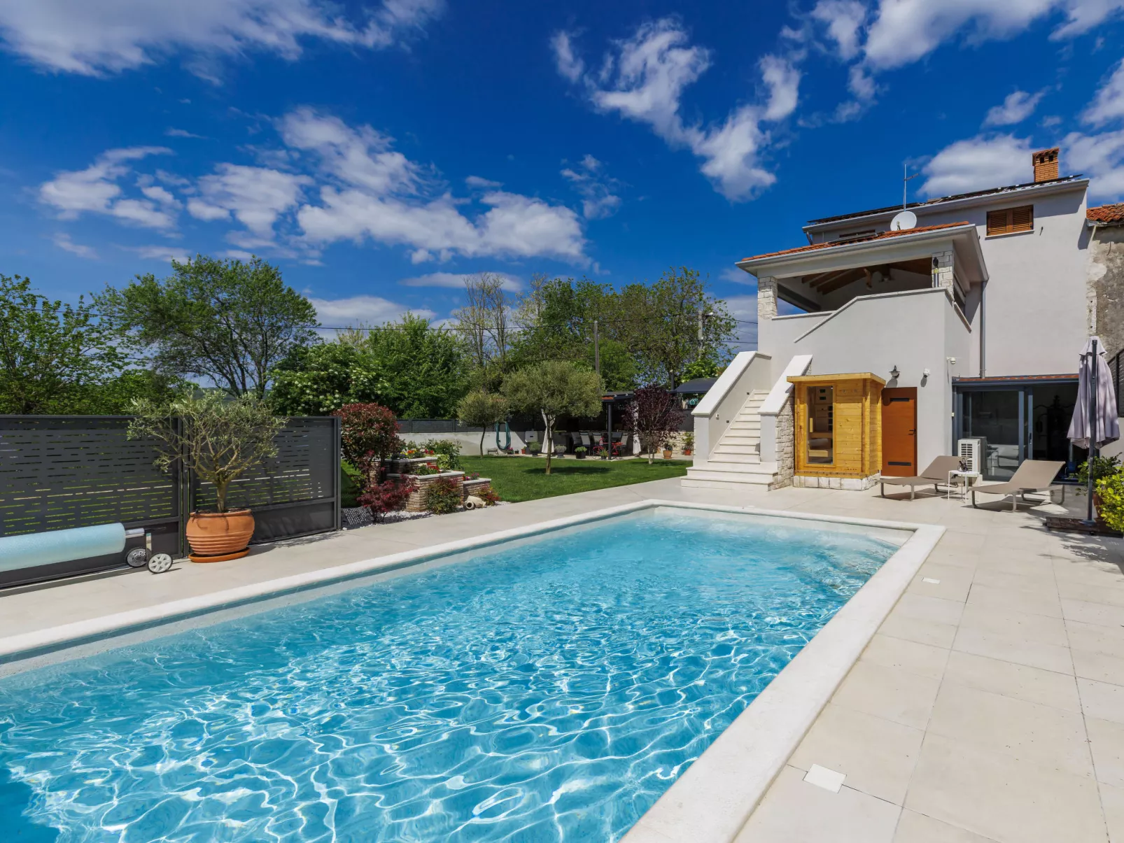 Villa Lora