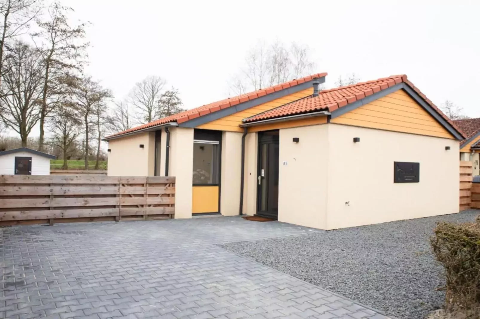 6 pers Welness huis 16-Buitenkant zomer