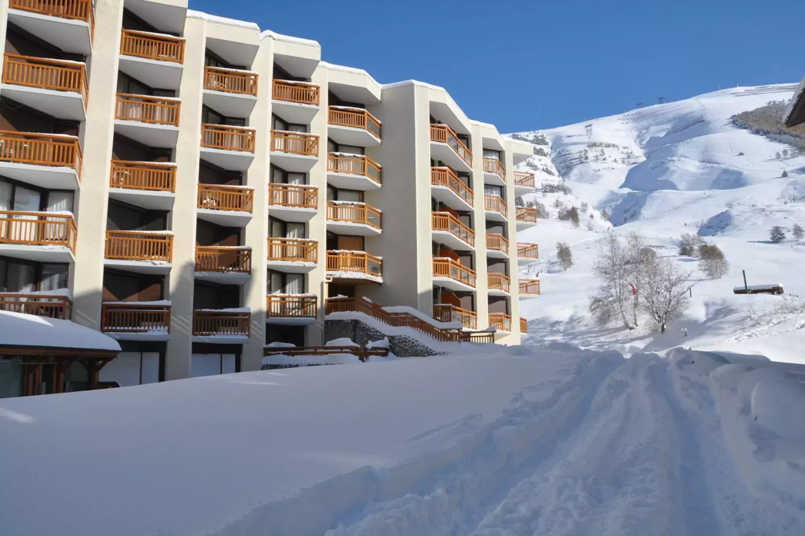 3300 N°77 - ST4-Buitenlucht