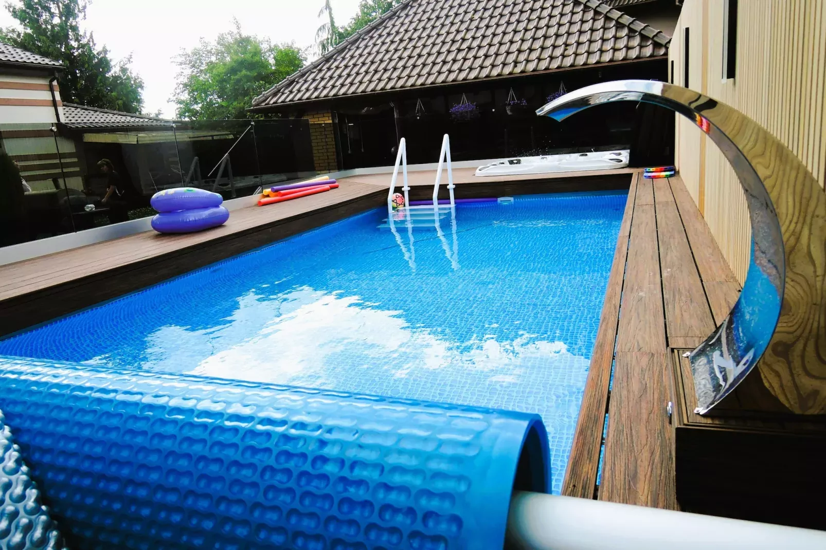 pool