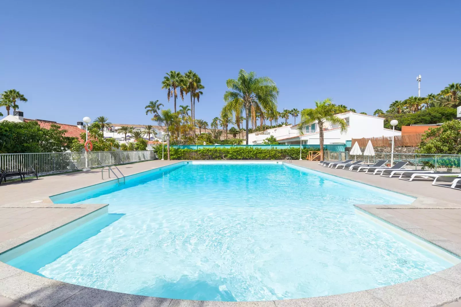 poolofhouse