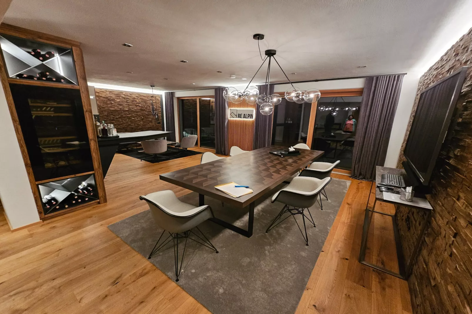 Penthouse Fuchs 1