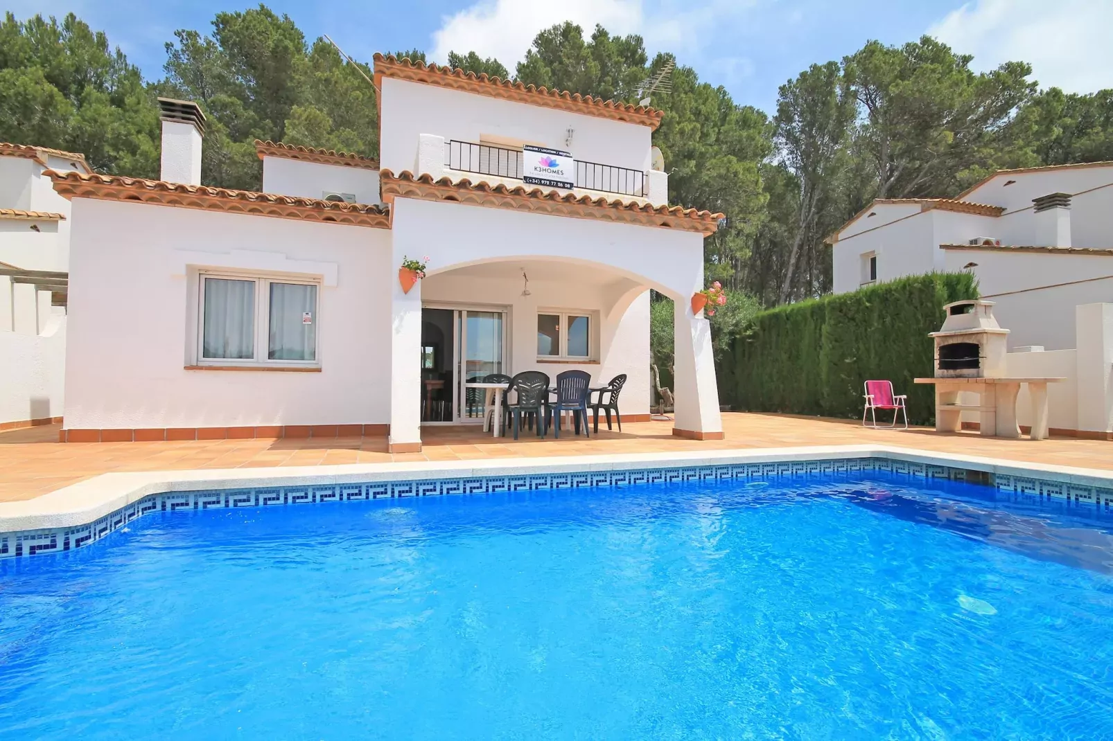 poolofhouse