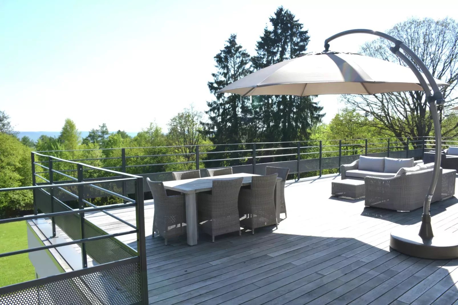 Le Monthouet-Terrasbalkon