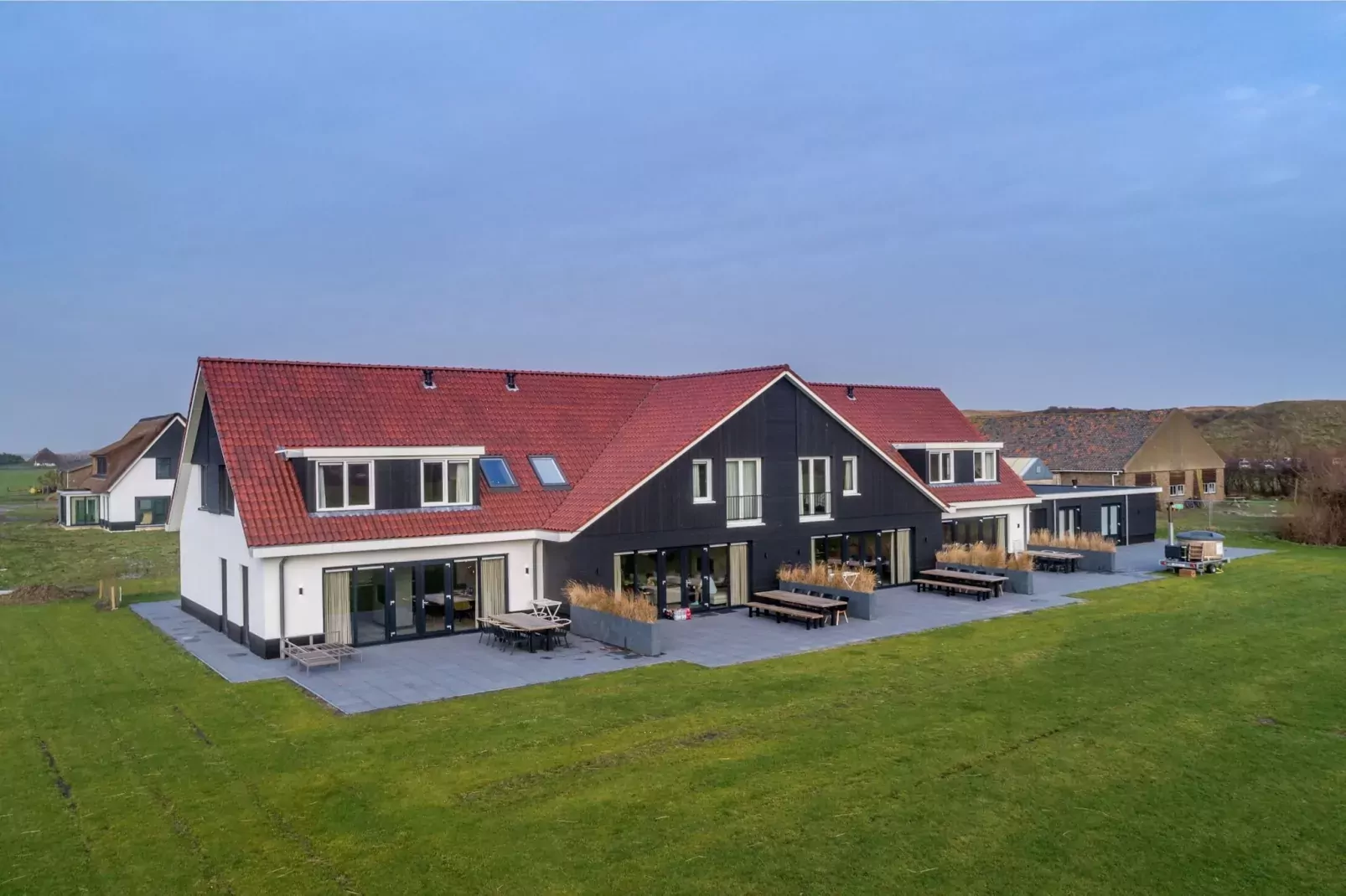 P-Princenhof C-Buitenkant zomer