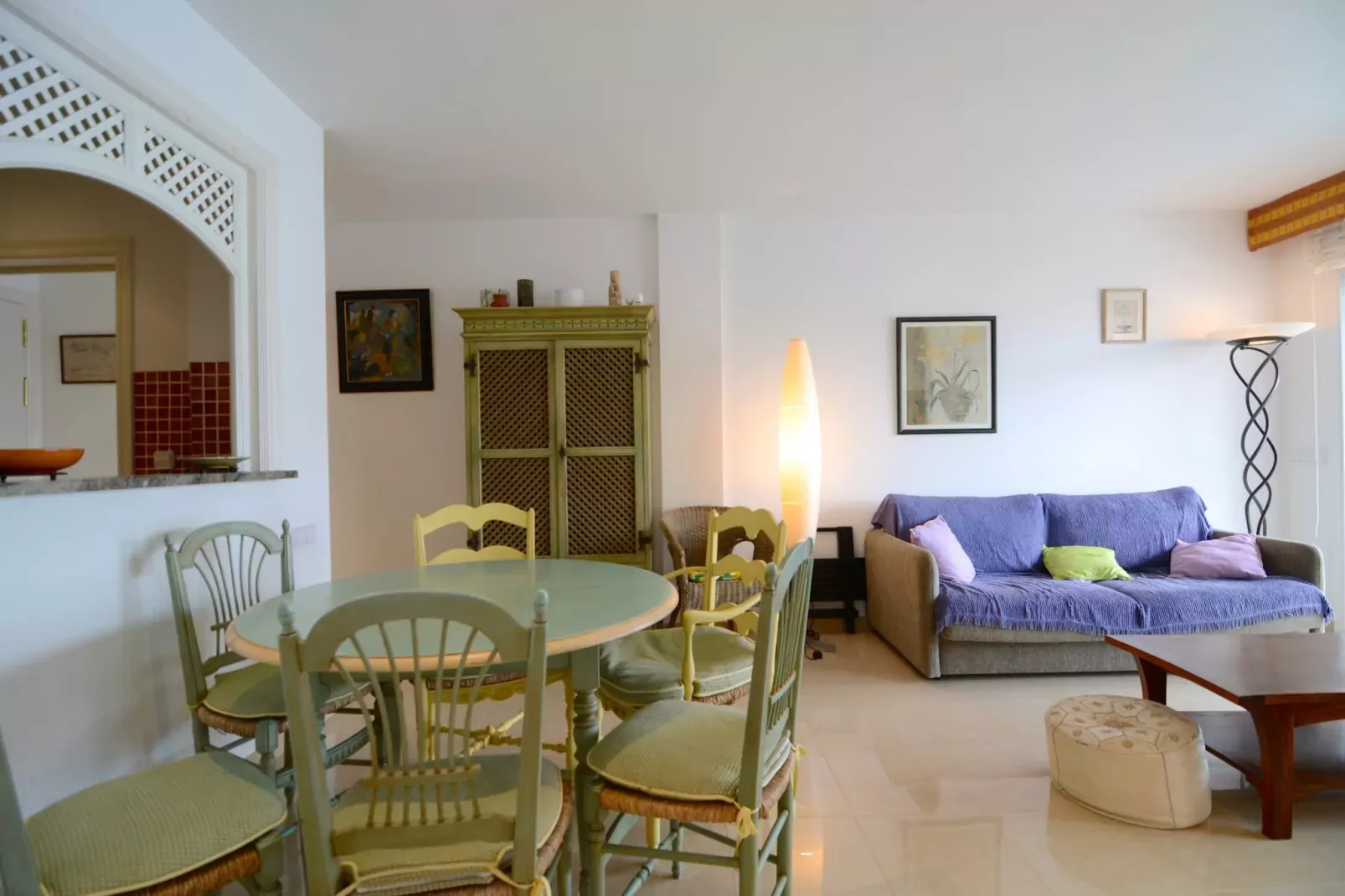BRISES DEL MAR 3-1-Eetkamer