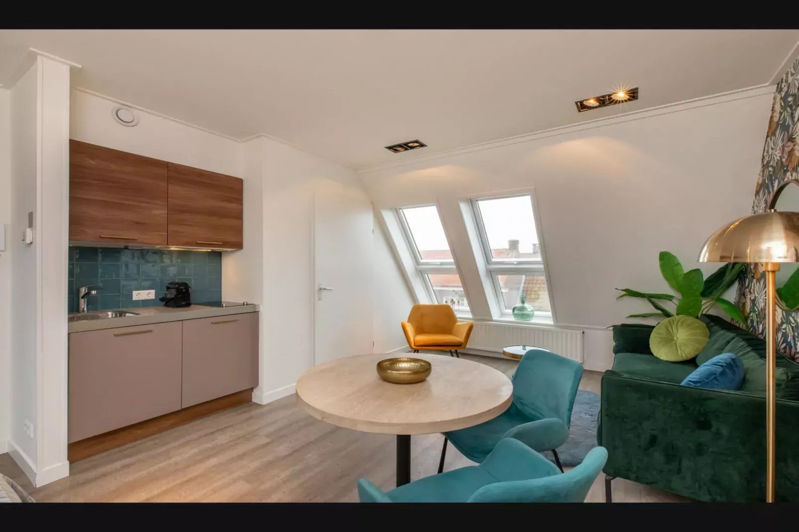 Studio / Appartement Langstraat 29C Zoutelande 2 Personen  Strandvakantie Zeeland-Keuken