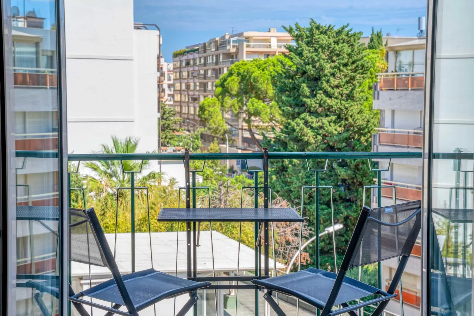 EB-6-ANGERS