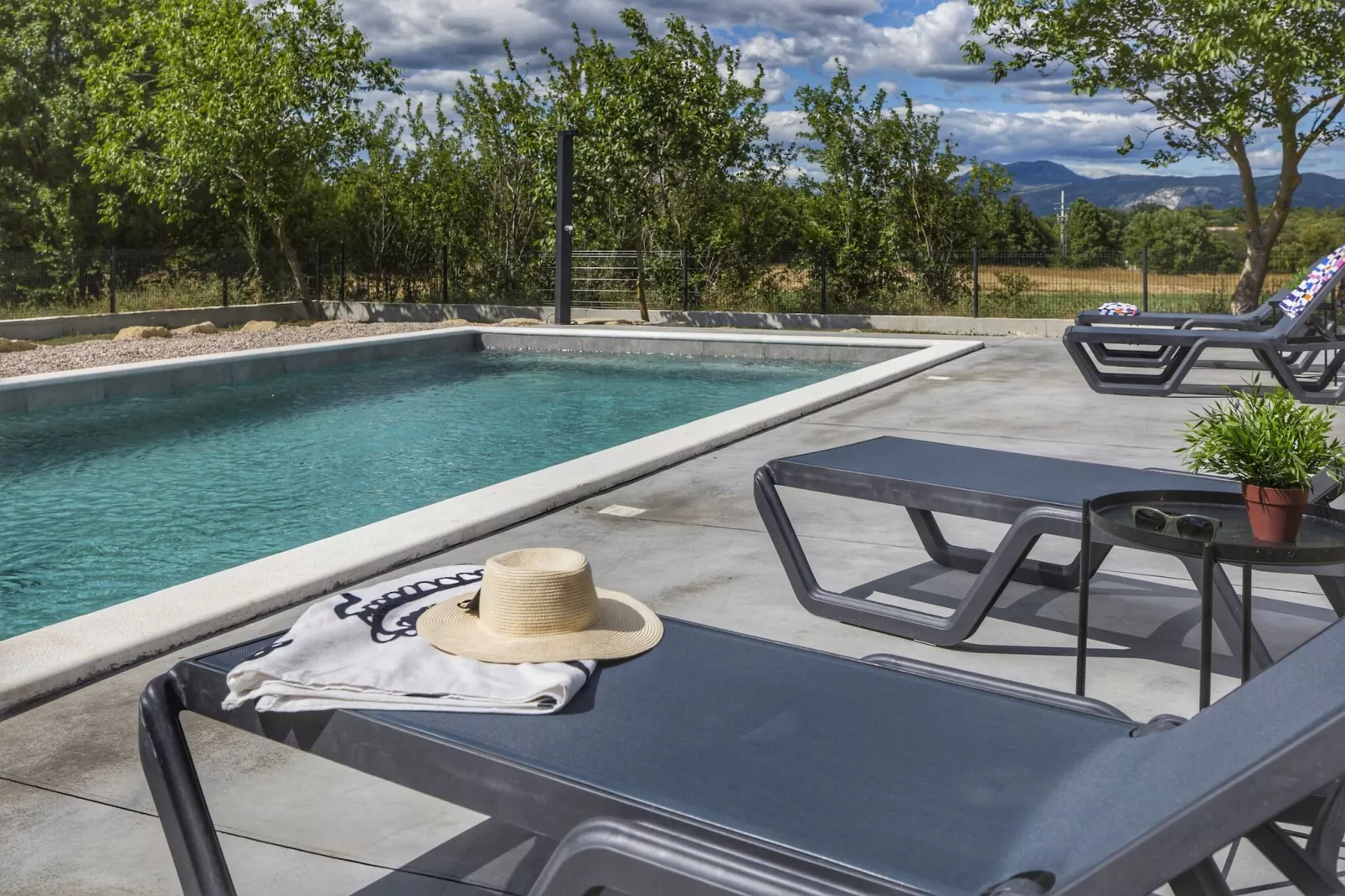 Apartment Mirna with Pool and Lovely Garden