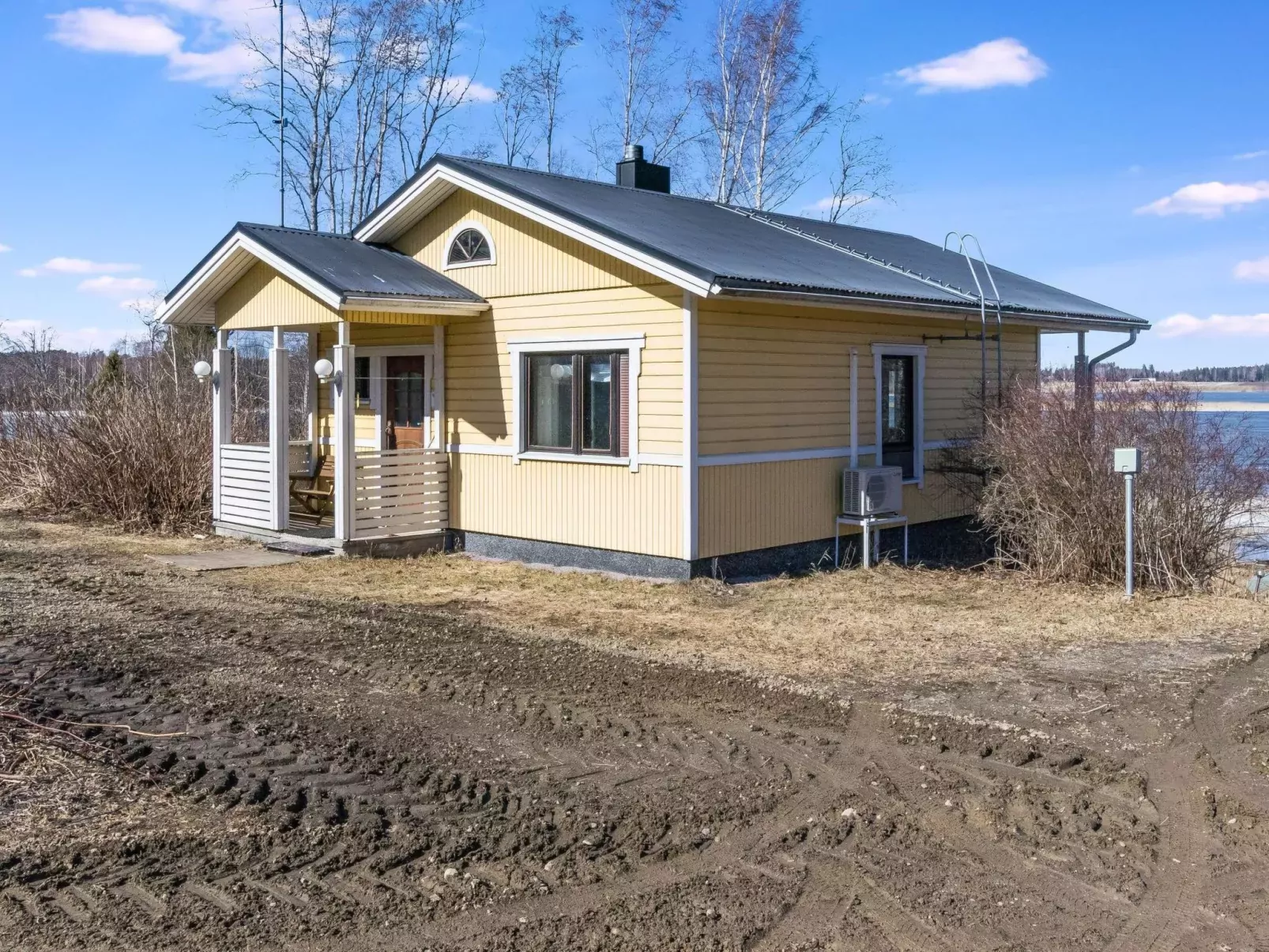 Villa-lyydia