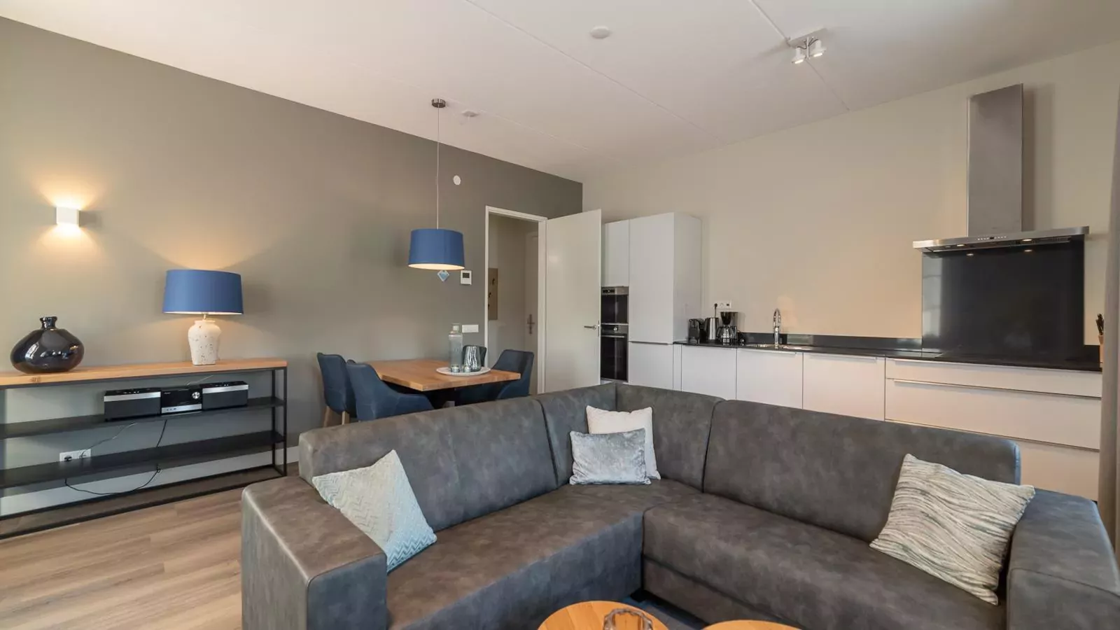 Garden de luxe 27B-Woonkamer