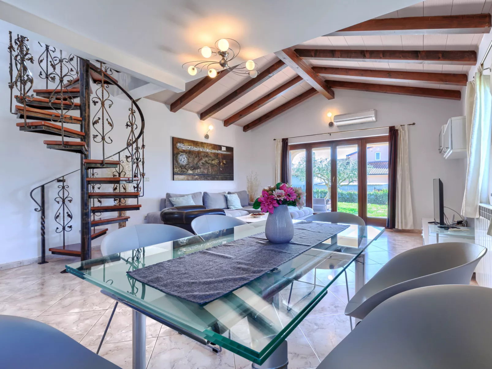 Villa Lucas