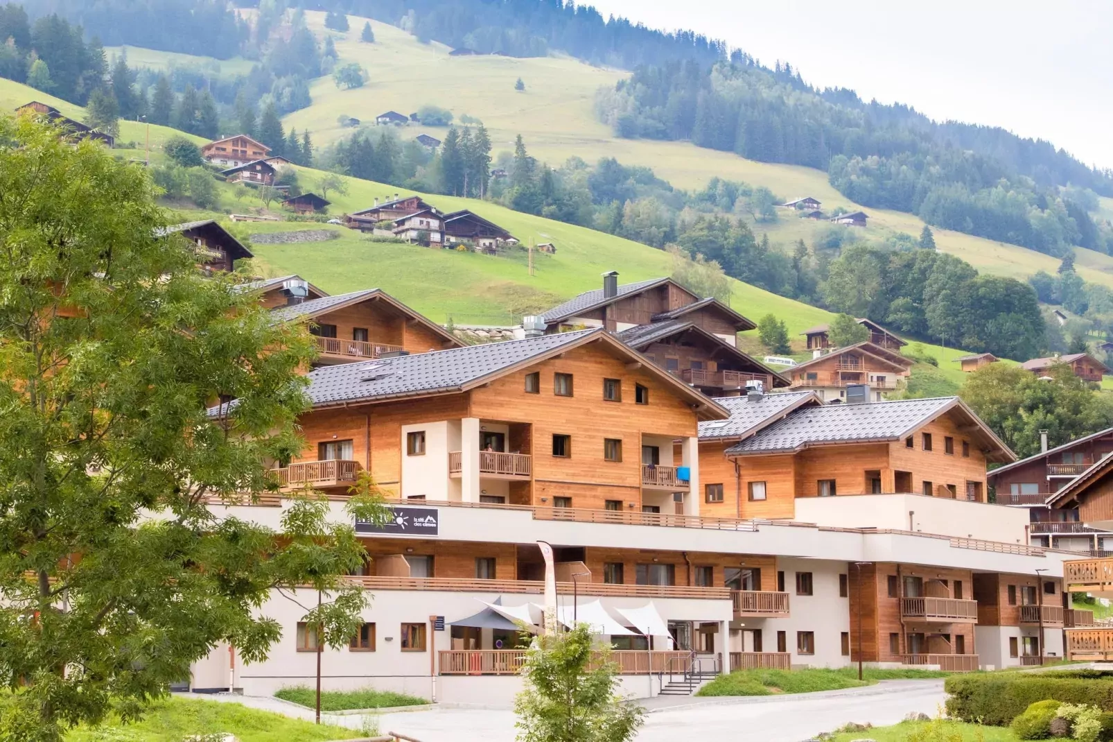 ARECHES BEAUFORT_S8LV
