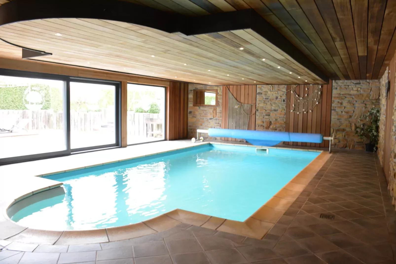 poolofhouse
