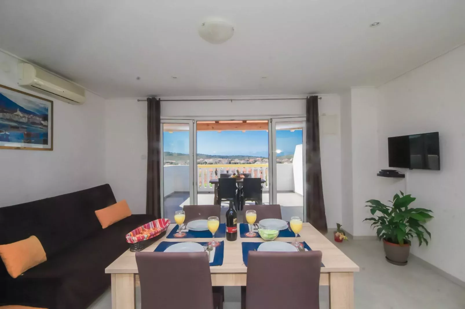 Apartments Horvat - Yellow