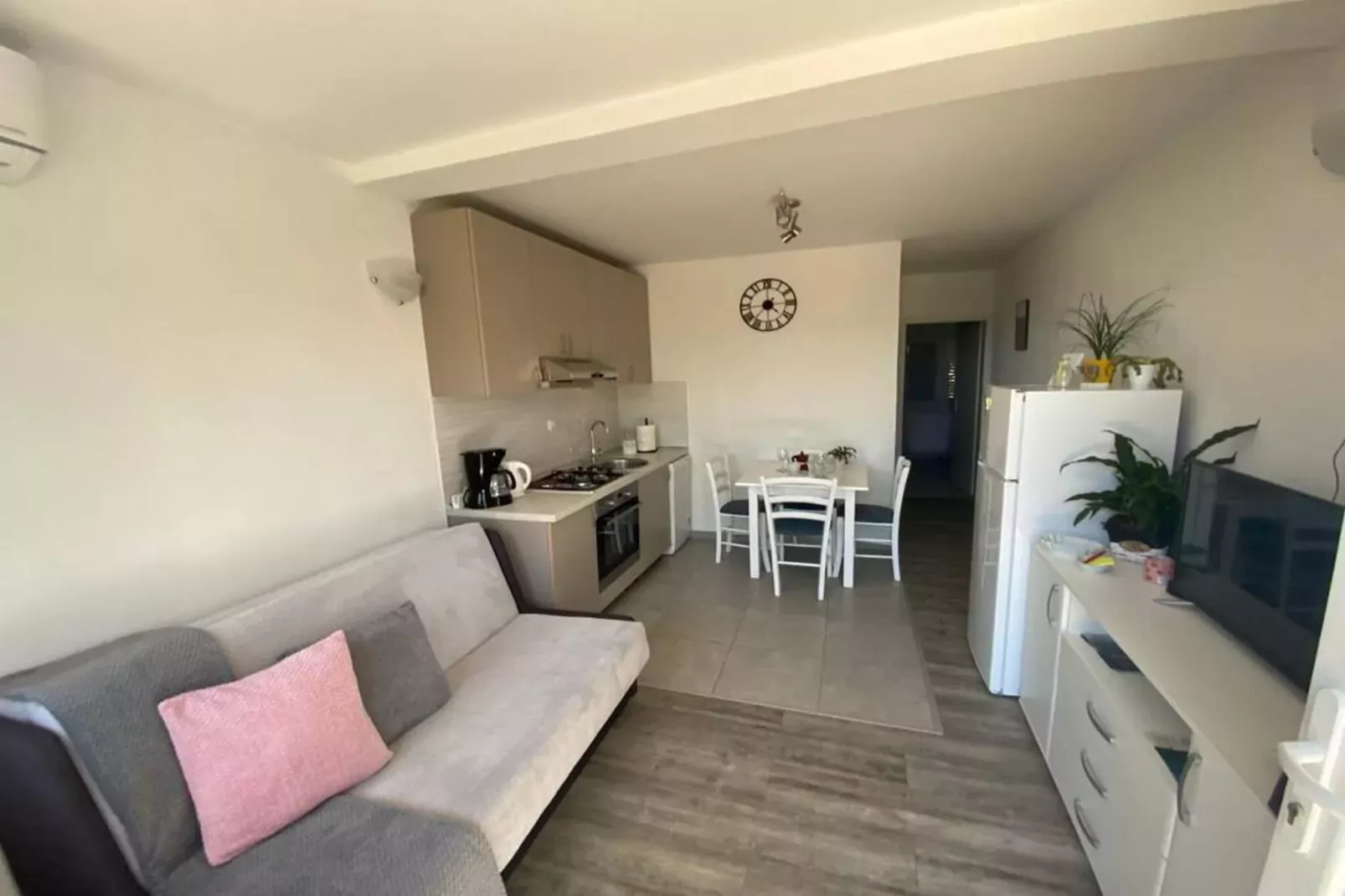 Apartment Ante