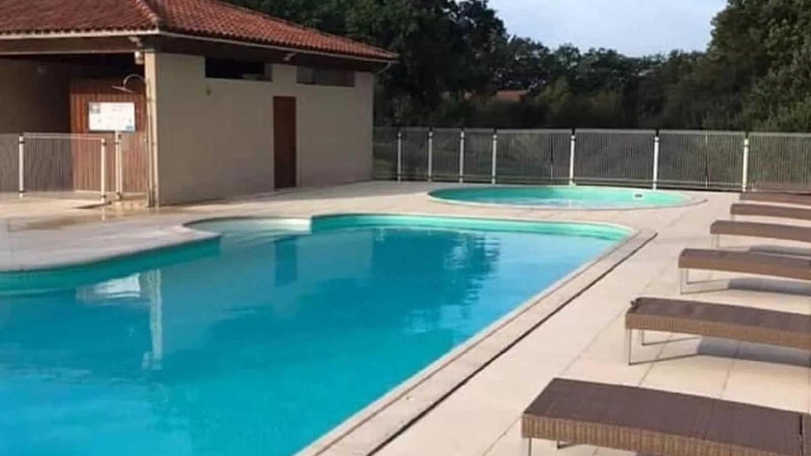 poolofhouse