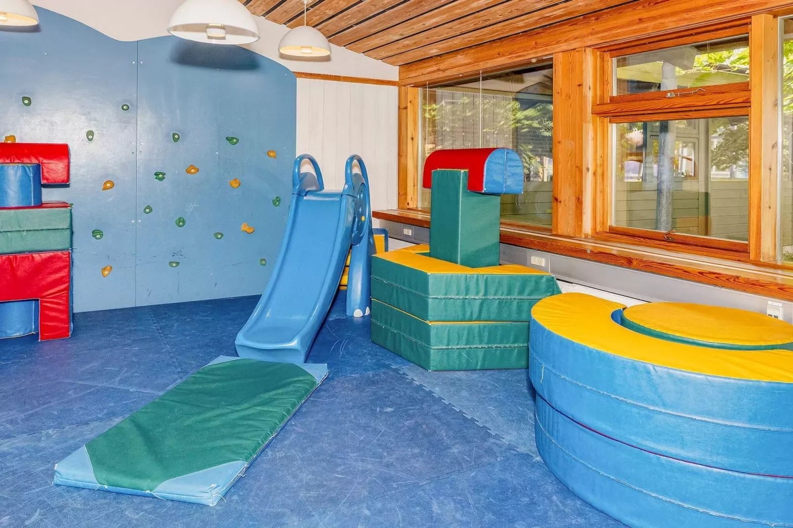 6 persoons vakantie huis op een vakantie park in Hanstholm-Zonnekamer