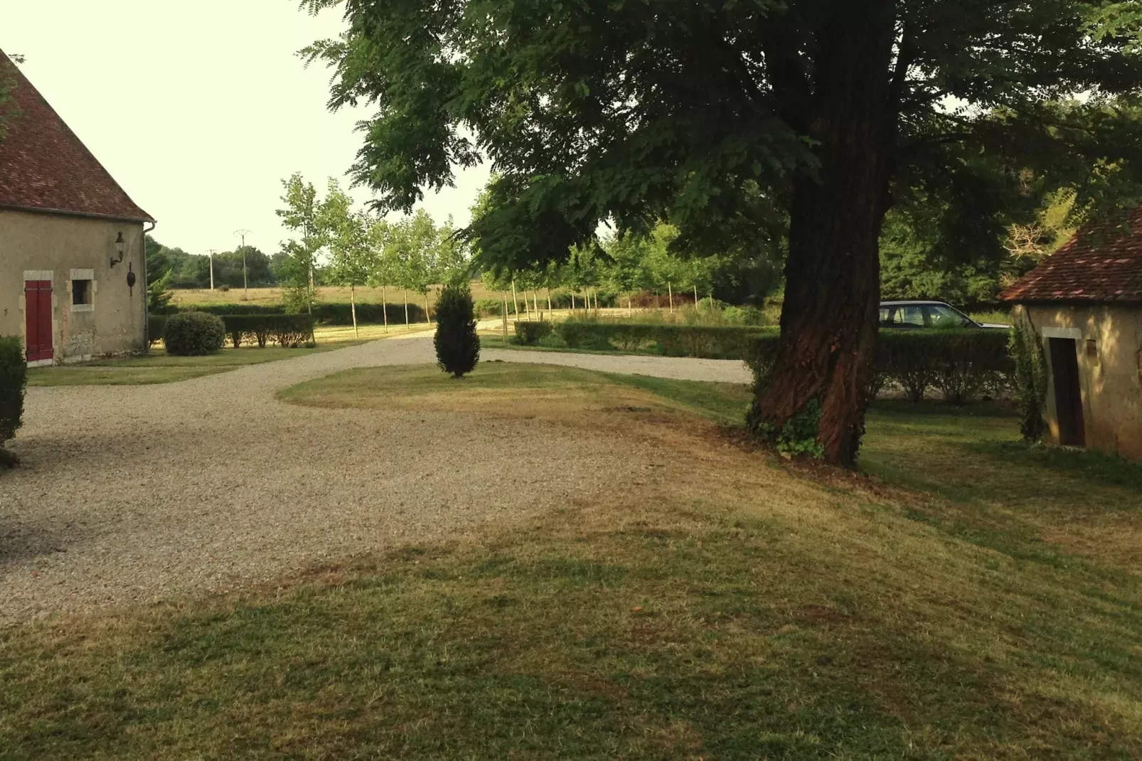 Un château en bordure de rivière-Tuinen zomer