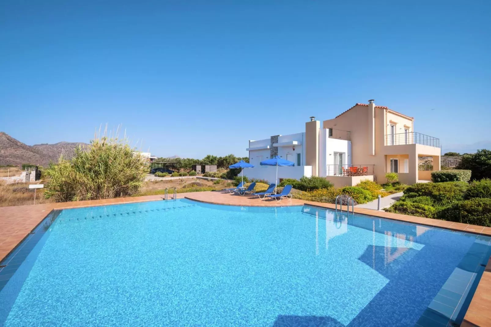 Apartments Cretan View, Chania-1 bedroom-app.-Zwembad
