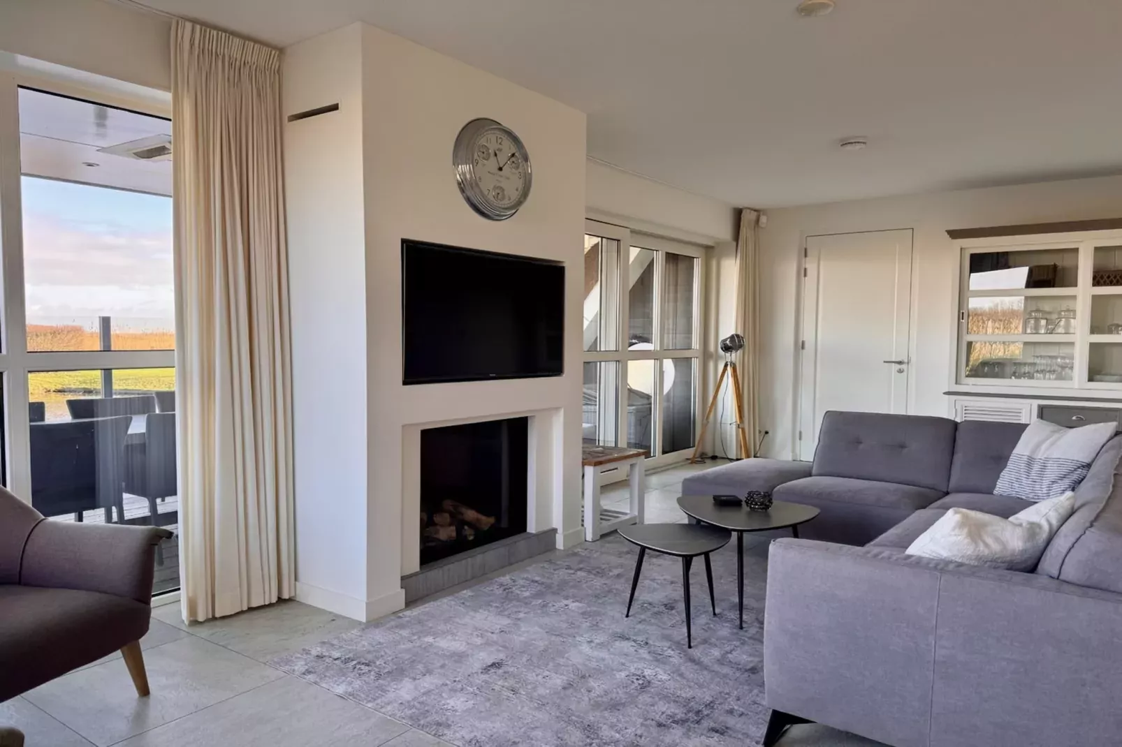 Friese Meren Villa's 12-Woonkamer