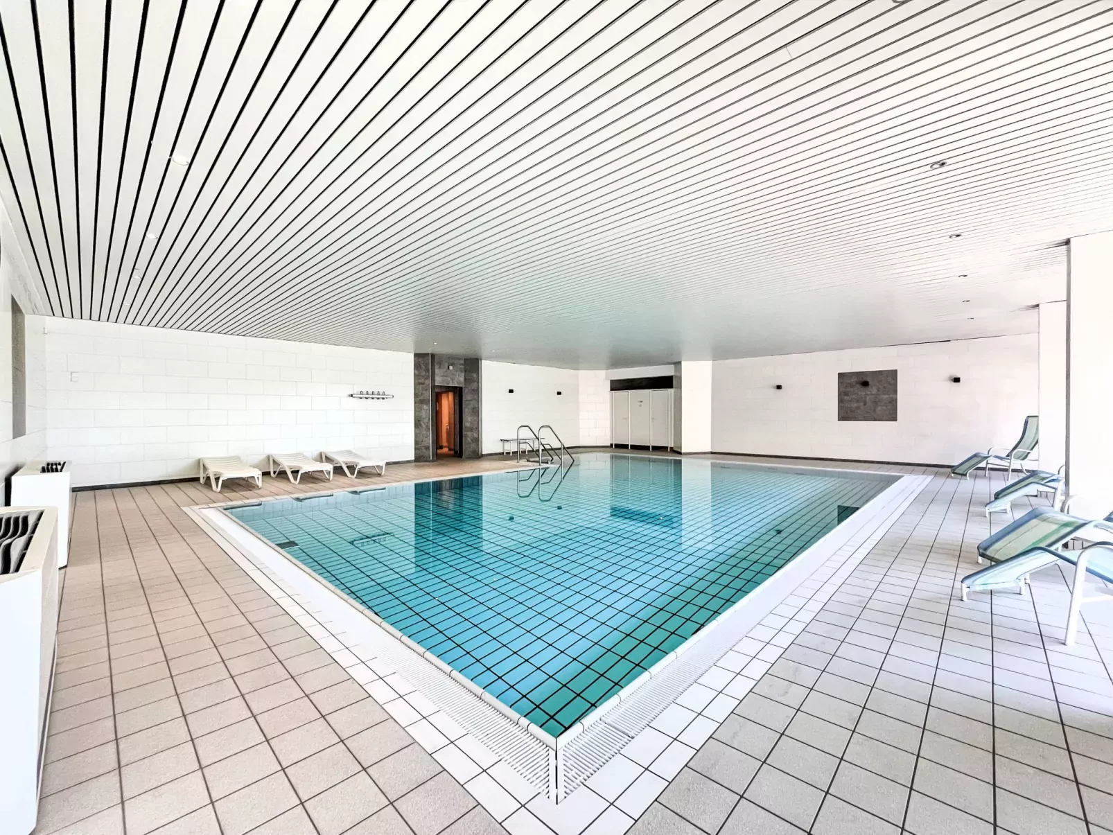 Relax (B907)-Binnen