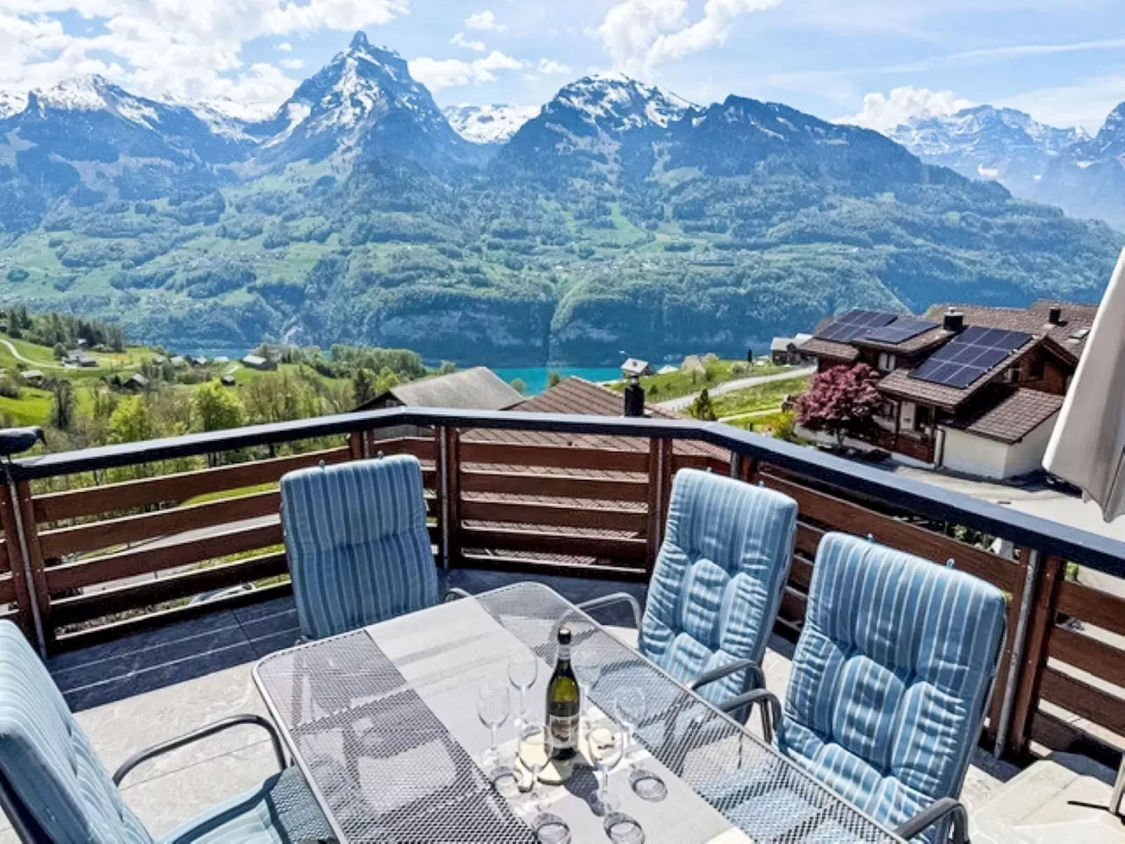 Penthouse Brugg-Buiten