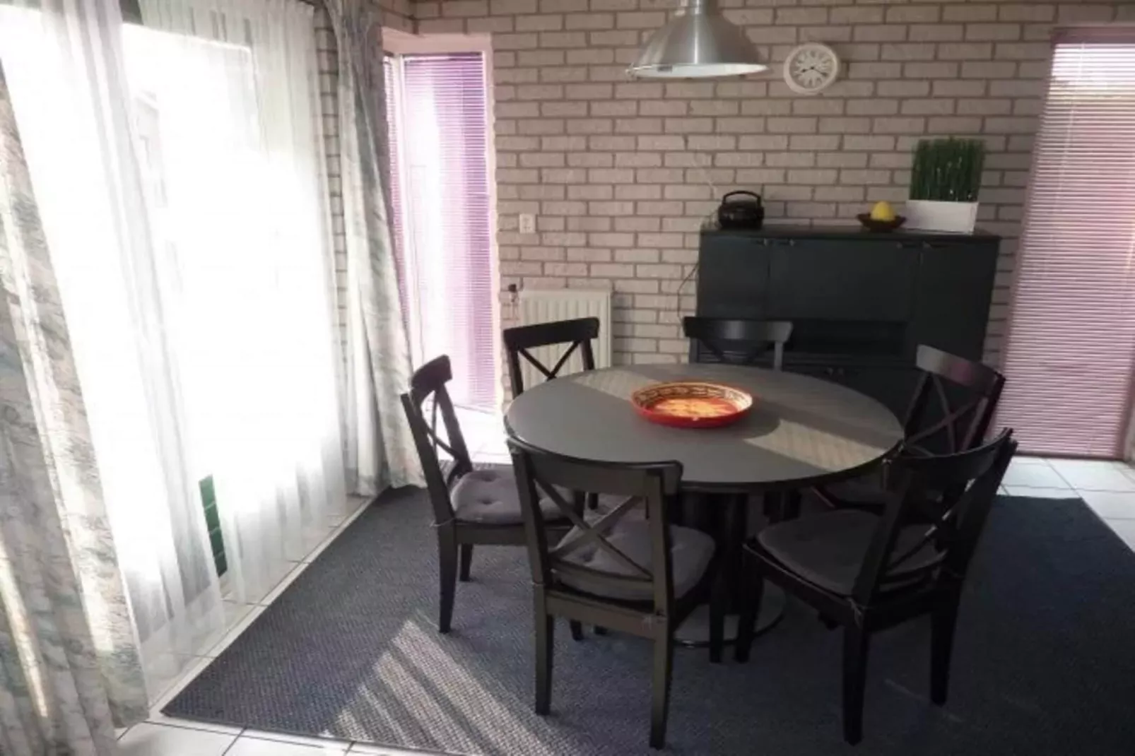 Schoneveld 369 Strandparel Breskens-Eetkamer