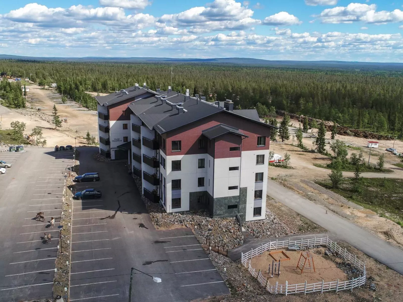 Nordic chalet 9106
