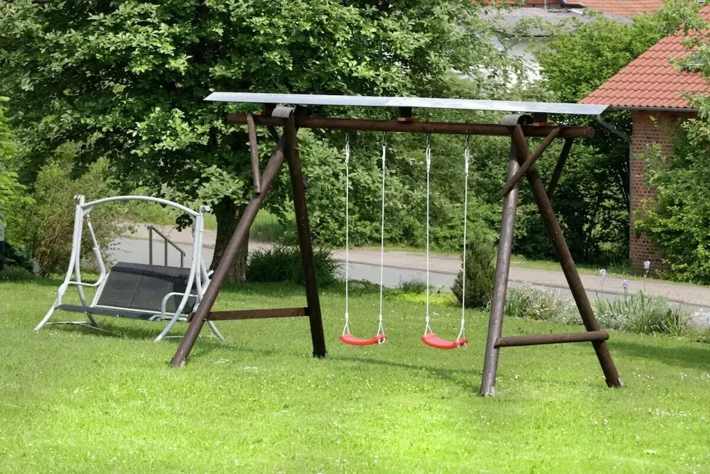 151553