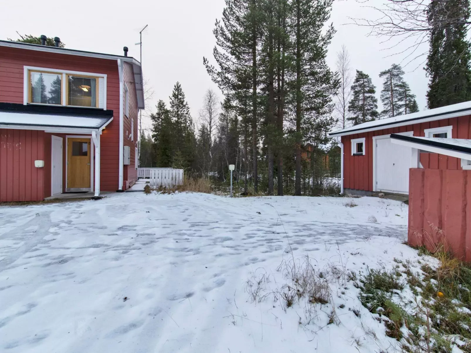 Pyhäkoti d, poro