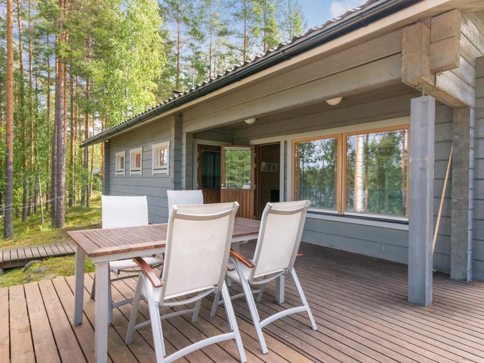 Hot pool cottage ainu