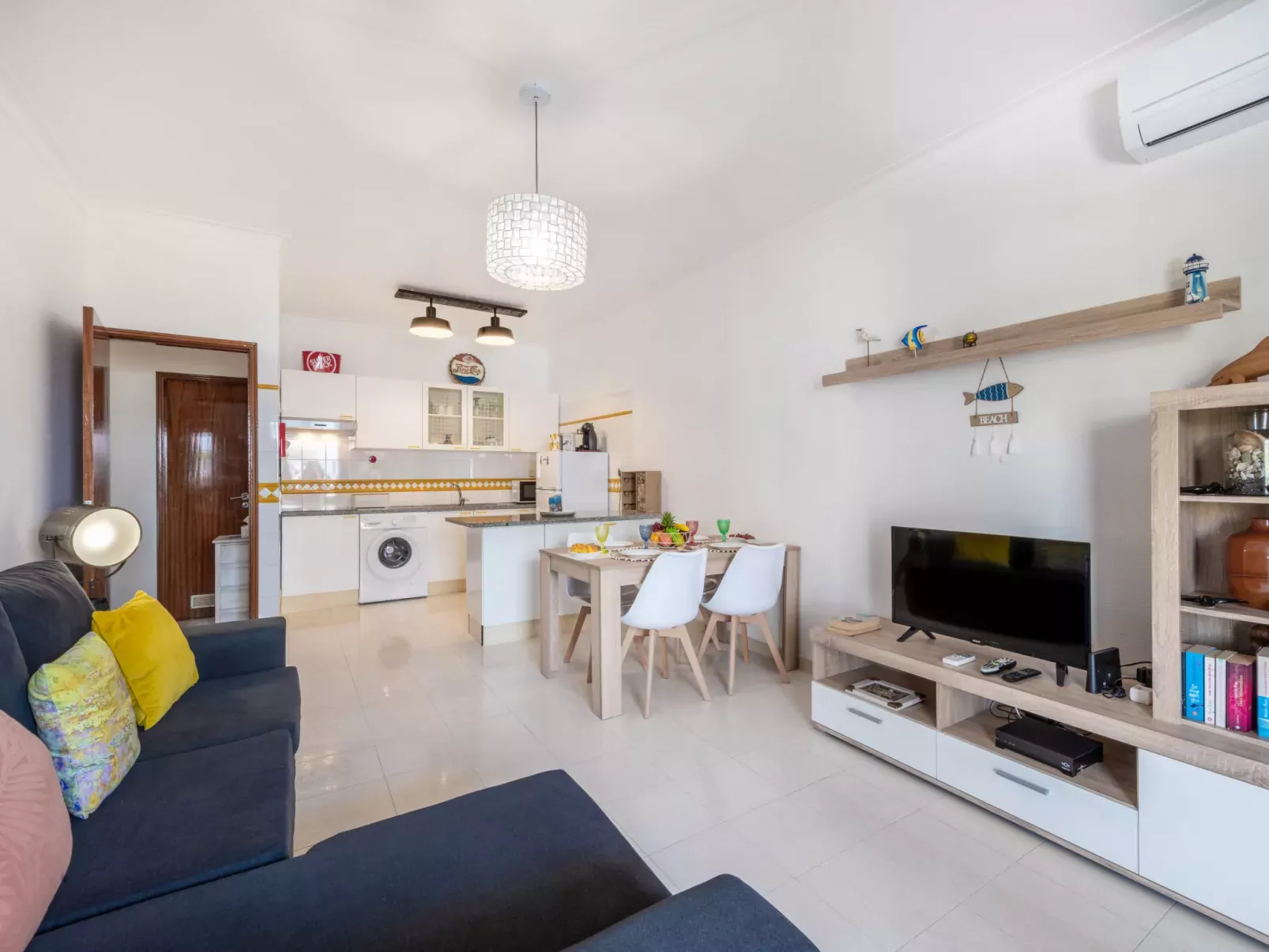 Algarve Treasure-Binnen