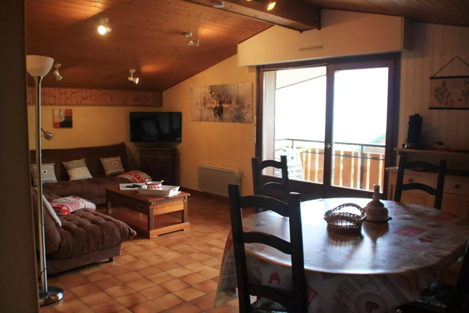 Alpenlake AP139 VIEW & NATURE  6 Pers.-Woonkamer