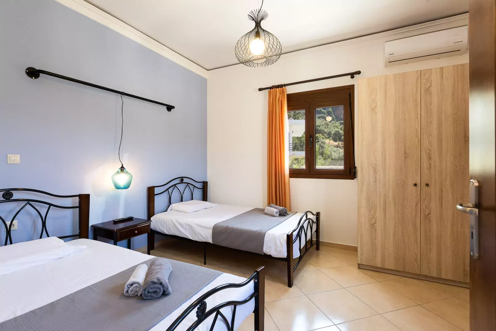 Stefanakos House