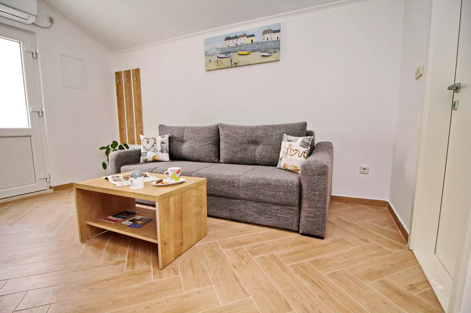 Apartments Memunić - Standard One Bedroom Apartment with Partial Sea View (NOVI)-Woonkamer