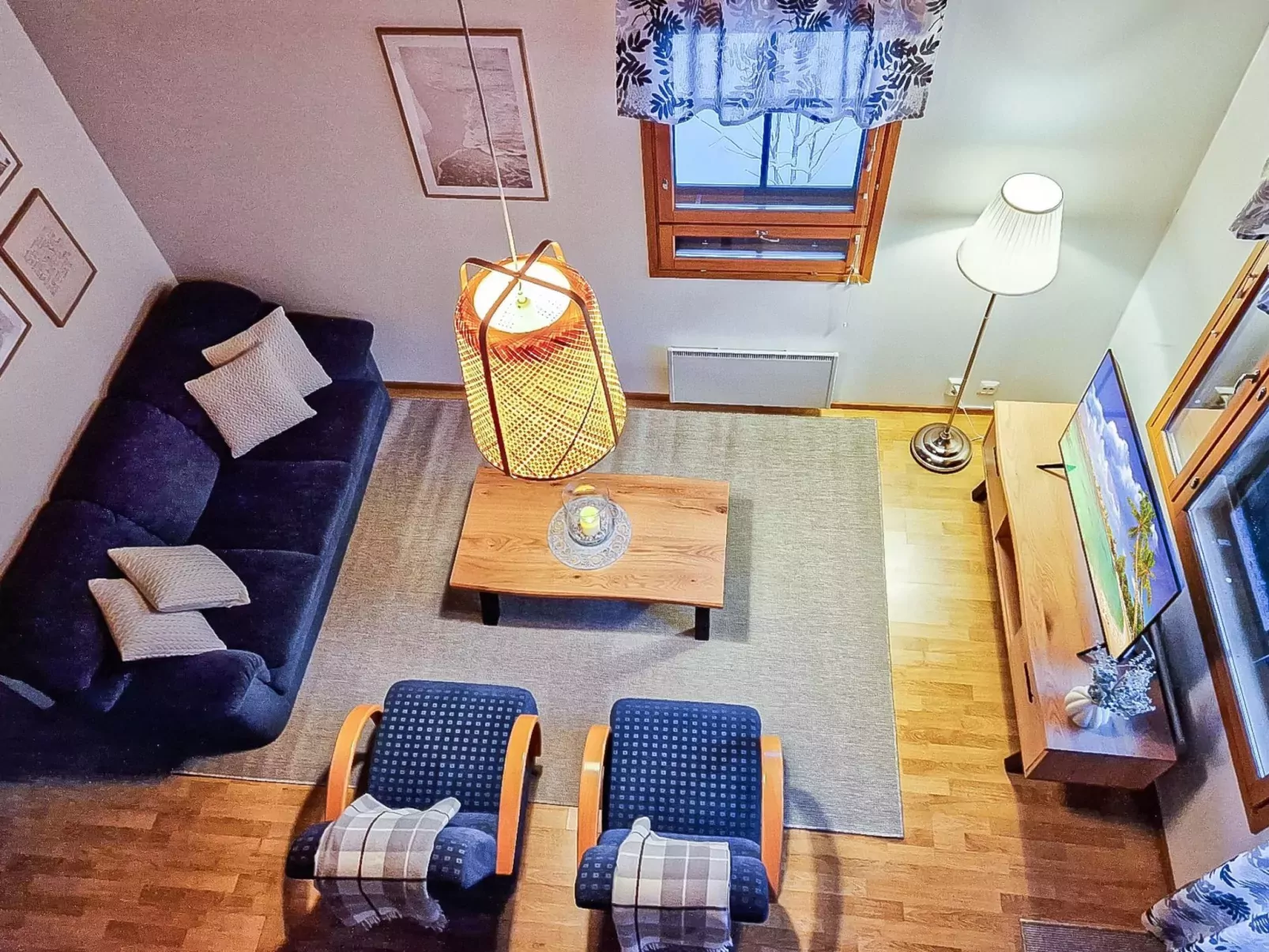 Alppitalo sinitähti 9 apt 3-Binnen