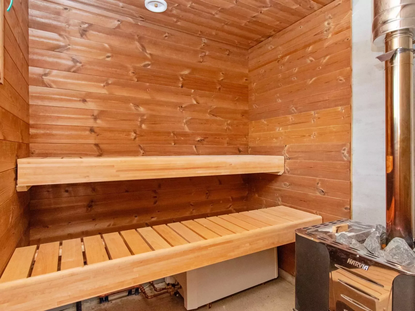 Kaislajärven huvila-Binnen